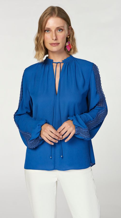 Bata Maria.Valentina Decote V Detalhe Renda Azul