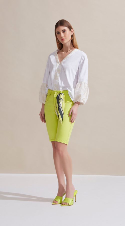 Bata Maria.Valentina Decote V Detalhe Rebordado Off White