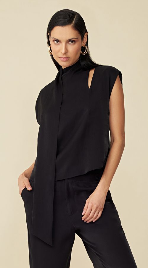 Blusa Maria.Valentina Gola Alta Cava Em V Detalhe Gola Preto