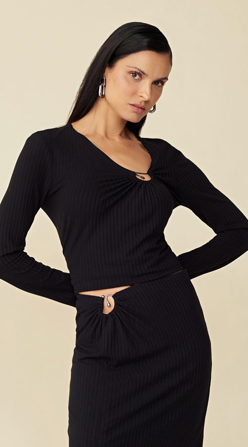 Blusa Maria.Valentina Decote Assimétrico Manga Longa Com Metal Preto
