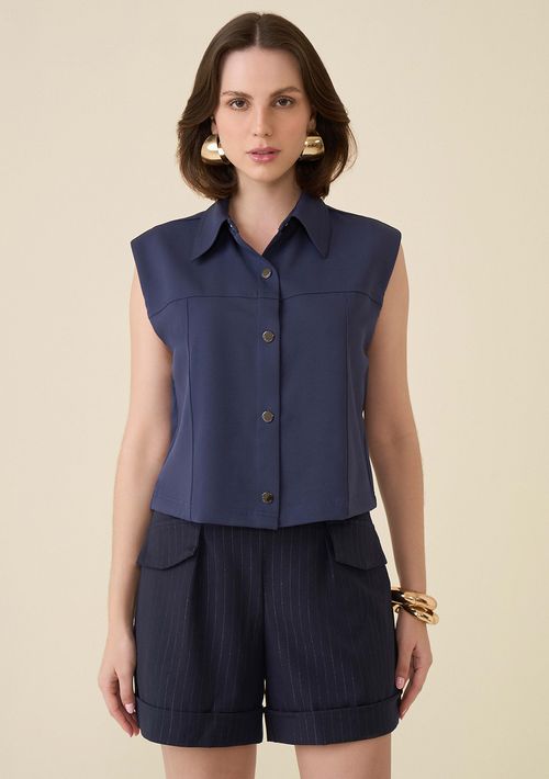 Camisa Maria.Valentina Cavada Detalhe Botão Azul Marinho