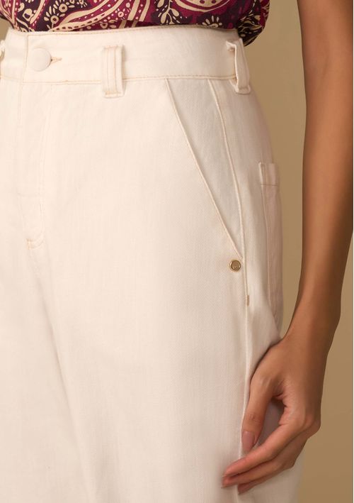 Calça Maria.Valentina Mom Alta Off White
