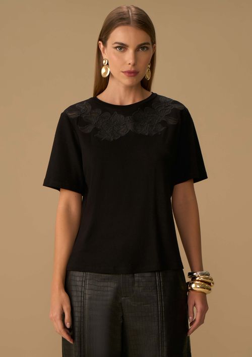 Camiseta Maria.Valentina Solta Decote Careca Manga Curta Padrão Preto