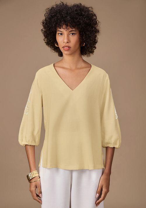 Blusa Maria.Valentina Solta Decote V Manga 7 Oitavos Padrão Bege