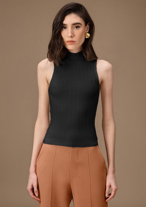 Regata Maria.Valentina Ajustada Gola Alta Padrão Preto