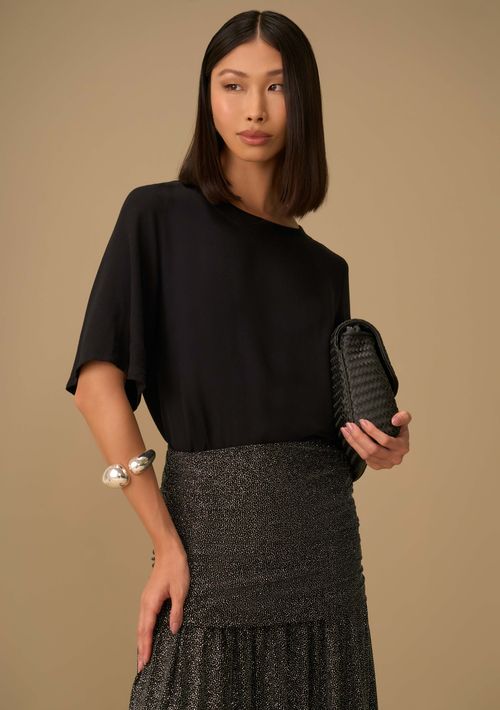 Blusa Maria.Valentina Solta Decote Careca Manga Curta Padrão Preto