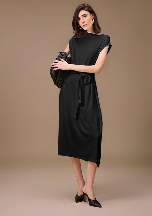 Vestido Maria.Valentina Solto Decote Canoa Manga Curta Longo Preto