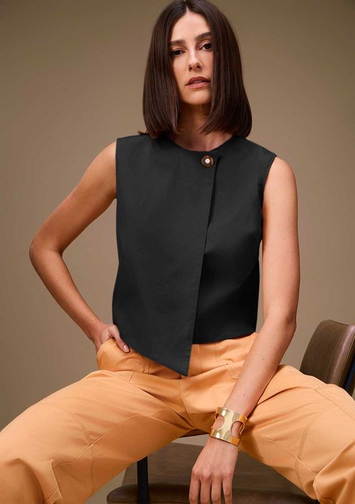 Blusa Maria.Valentina Ajustada Decote Canoa Sem Alça Cropped Preto