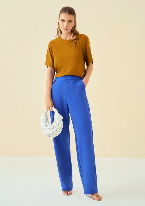 Blusa Maria.Valentina Solta Decote Careca Manga Curta Padrão Marrom