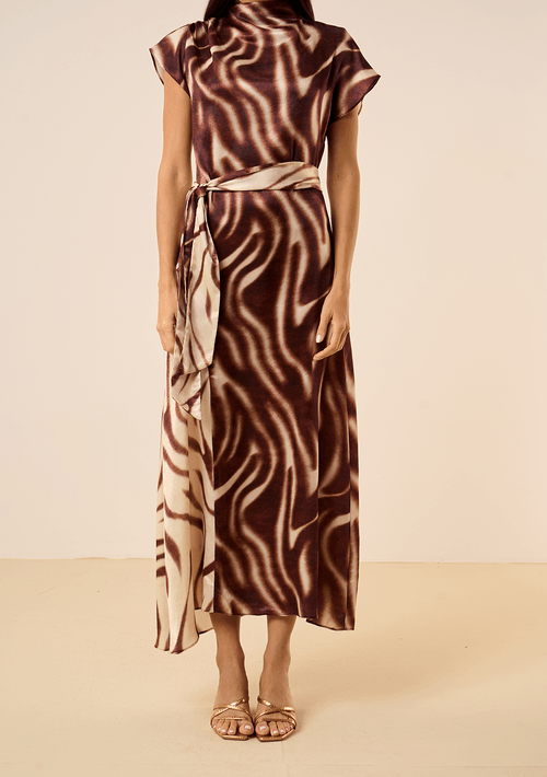 Vestido Maria.Valentina Ajustado Gola Alta Manga Curta Midi Marrom