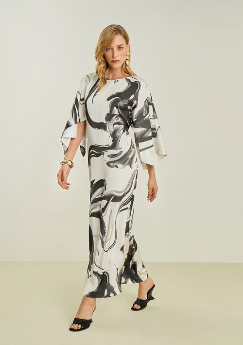 Vestido Maria.Valentina Ajustado Decote Canoa Manga 7 Oitavos Longo Preto